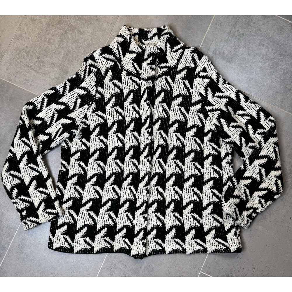 Chico’s Houndstooth Knit Cardigan Sweater Size 3 Black White Wool Blend